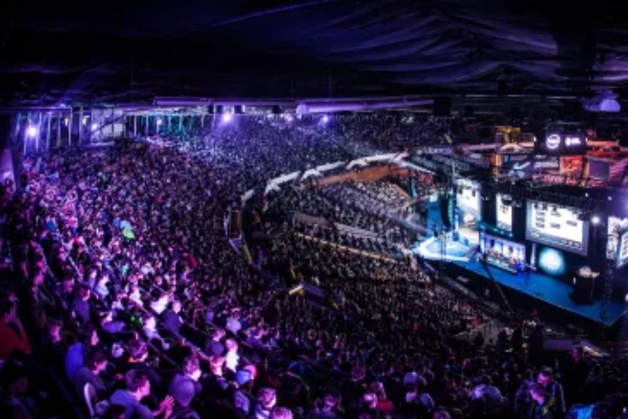 The Esports Scene: A Thriving Digital Revolution